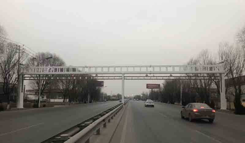 北海公路限高杆